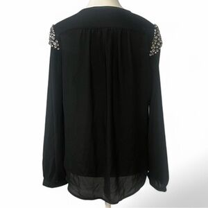Kateer Elegant Embellished shoulders‎ Blouse Size Large